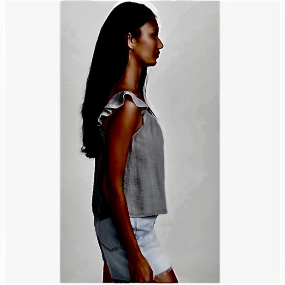 Monrow NWT Crinkle Gauze Ruffle Tank Top in Charcoal - Picture 5 of 9